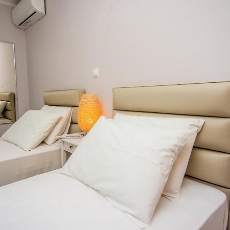 Elena'S Apartment 3 Аргостолион Екстериор снимка